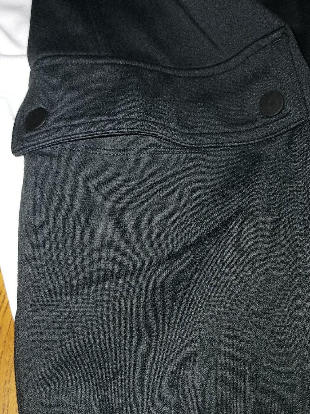 Athleta Size 1X Delancey Black Cargo Pants - Picture 9 of 11